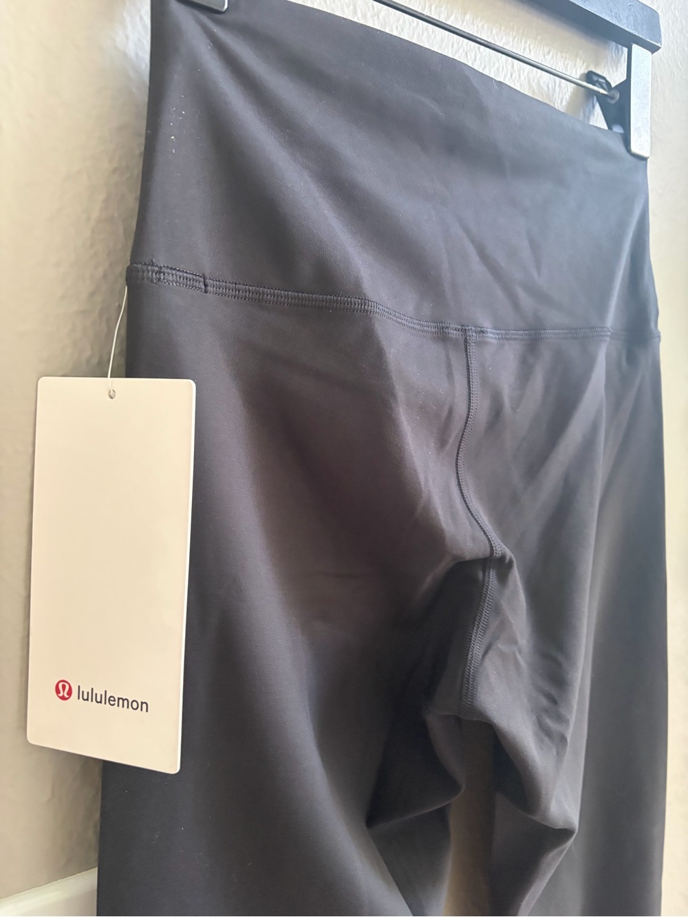 NWT Lululemon HR Black Women's Wunder Under, no line. Size: 6 - Picture 12 of 12